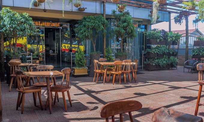 Kampala Hotel | The Vinetea Hotel