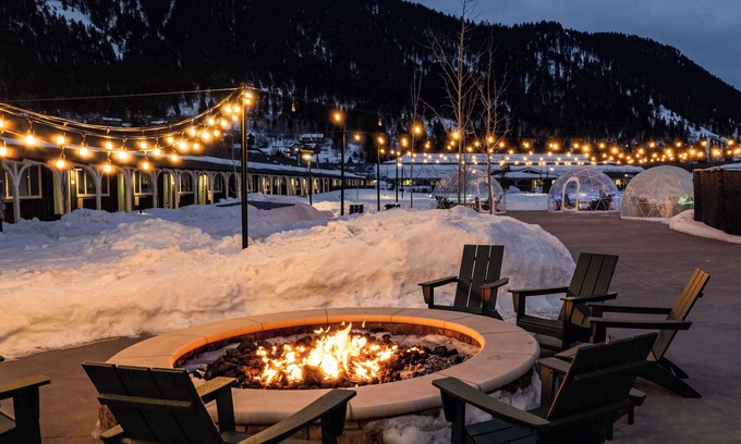 Jackson Hotel | The Virginian Lodge