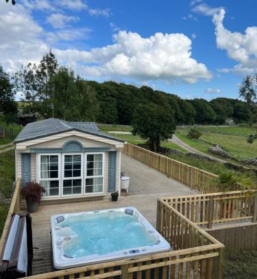 Buxton House | The Vogue Lodge