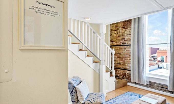 Wilmington Hotel | The Vonkampen on Front! Perfect location in the Heart of Downtown!