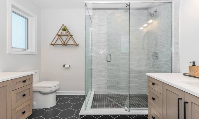 Kemptville House | The Wabi Sabi: 4-bedrooms designer home
