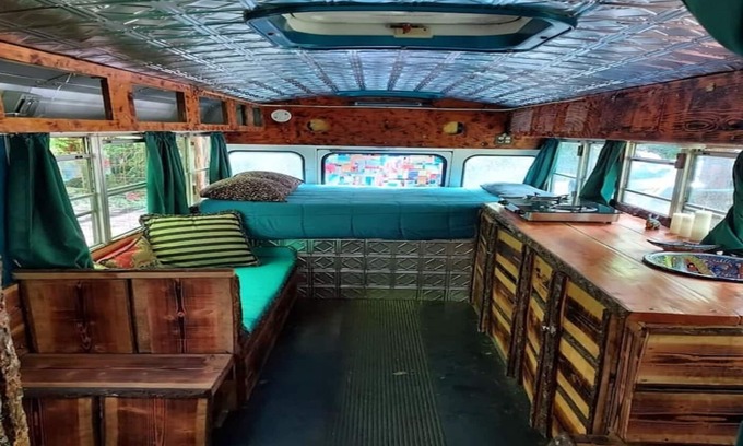 Belfair House | The Wanderbus in Elfendahl forest.
