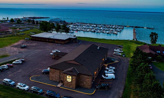 Washburn Hotel | The Washburn Inn