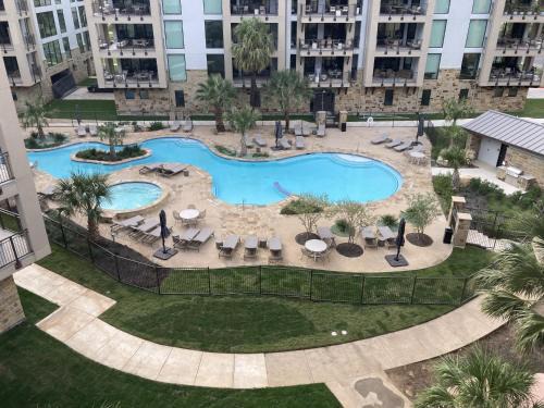 Horseshoe Bay Apartment | The Waters Condo Building 2 - Tranquil Shores