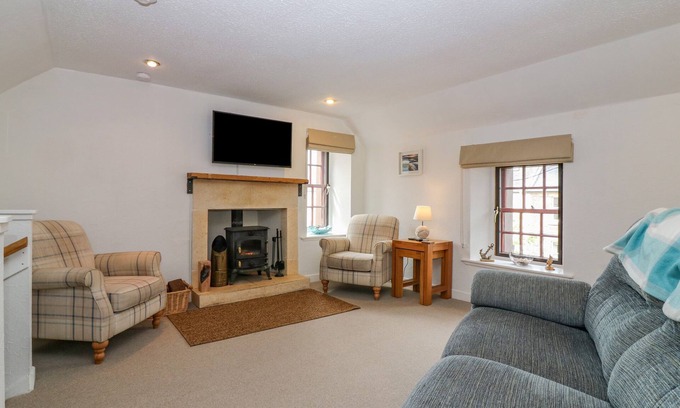 Newburgh Cottage | THE WEE HIDEAWAY, pet friendly in Newburgh, Fife
