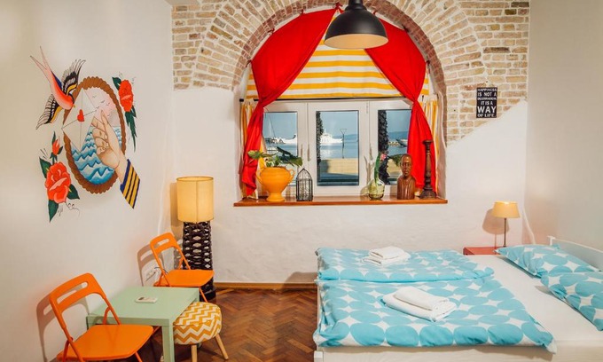Split House | The West Coast Apartment
