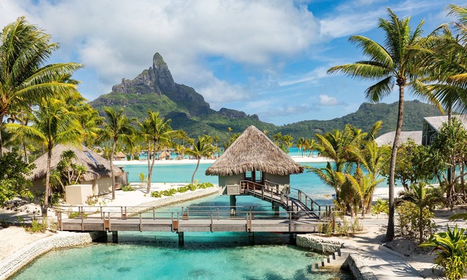 Motu Tape Resort | The Westin Bora Bora Resort & Spa