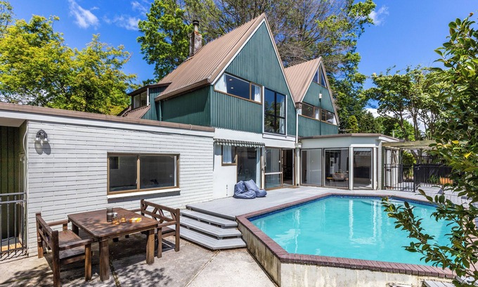 Turangi House | The Whio Retreat - Secluded Retro Riverside Getaway w/Pool & Hot Tub.