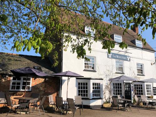 Sherington Hotel | The White Hart