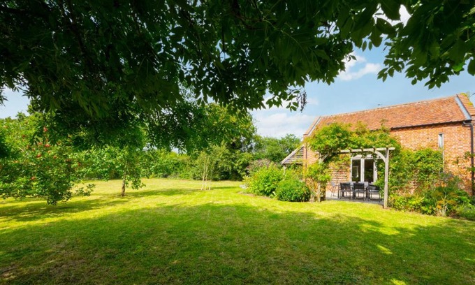 Guestwick House | The White House