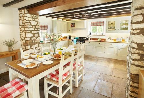 Little Weighton House | The White House