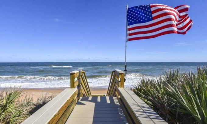 Painters Hill Apartment | The White House on Flagler Beach - Unit 11