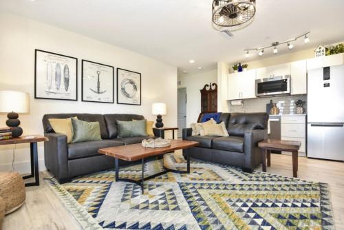 Painters Hill House | The White House on Flagler Beach - All