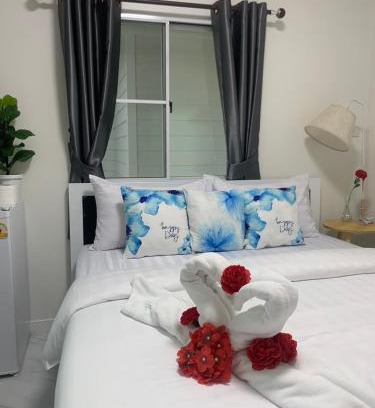Pak Nam Hotel | The White House Pakbara