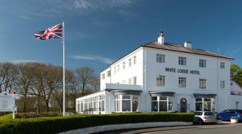 Muston Hotel | The White Lodge Hotel