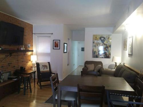 Columbus Apartment | The Whitney