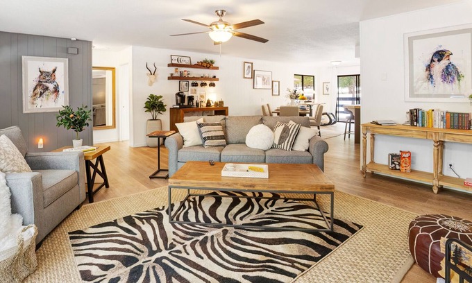 Graeagle House | The Wild Rock Retreat