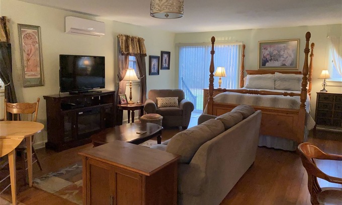 Mammoth Cottage | The Willow House Cottage is surrounded by gardens on two private acres.