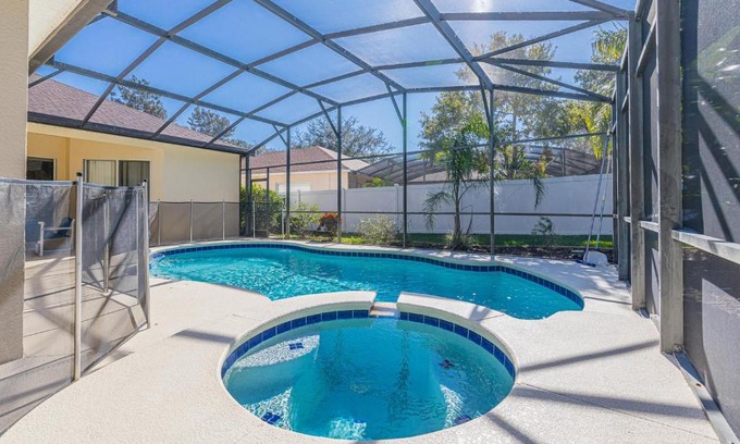 Grand Reserve House | The Willows