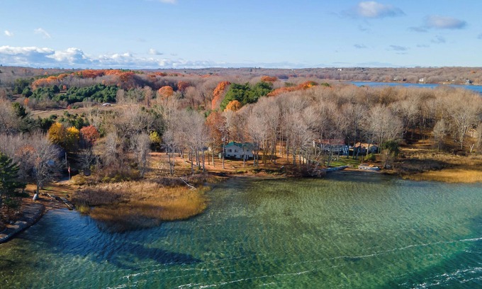 Milford House | The Wilolea | Milford | 5 Bedrooms | Waterfront
