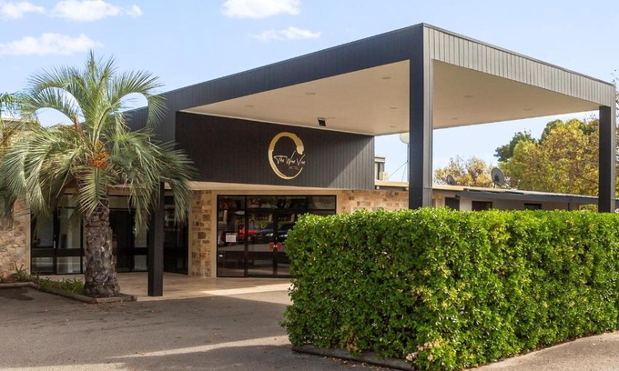 Tanunda Hotel | The Wine Vine Hotel