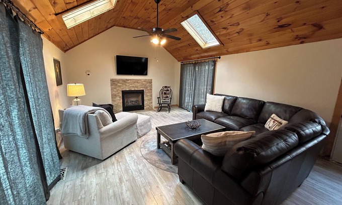 Campton House | The Winterbrook Mountain House.nOwls Nest Golf-Waterville Valley