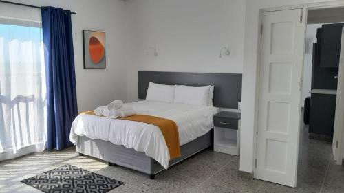 Port Edward House | The Wishing Well Guest House Self-Catering