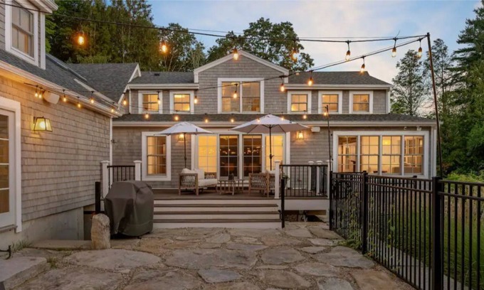 Stonington House | the Wolfstead