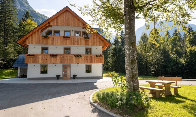 Ukanc Apartment | The Woodland Nook Apartments Bohinj - One Bedroom Apartment with Balcony