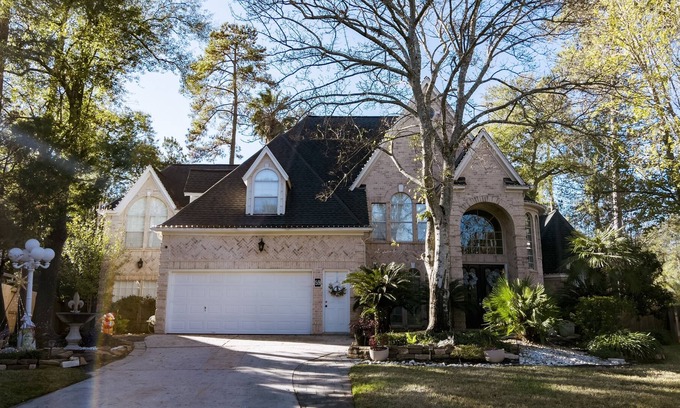 The Woodlands House | The Woodlands Family Gathering