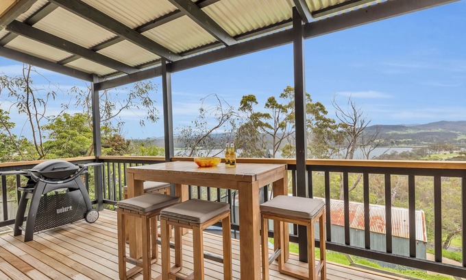 Merimbula Cabin | The Woodpecker - Merimbula