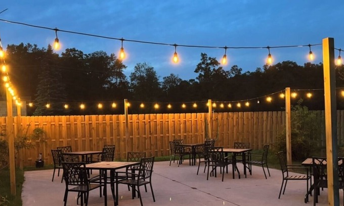 Wellston Apartment | The Woods Suite #303 Free Arcade, Movie Theater, Patio Area, Playground and more
