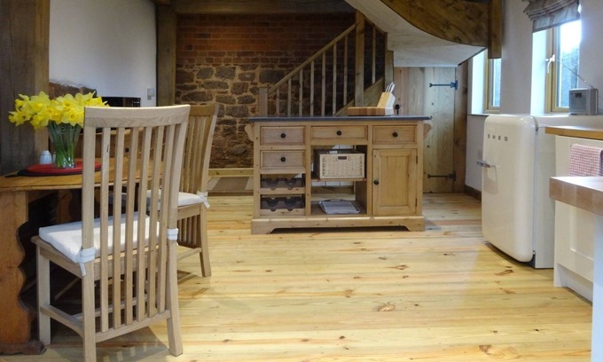 Brampford Speke Cottage | The Woodshed