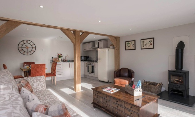 Halesworth Cottage | The Woodshed - UK10353