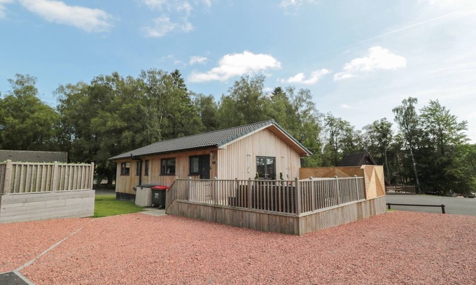 Otterburn Cottage | THE WOODSIDE, pet friendly, with hot tub in Otterburn