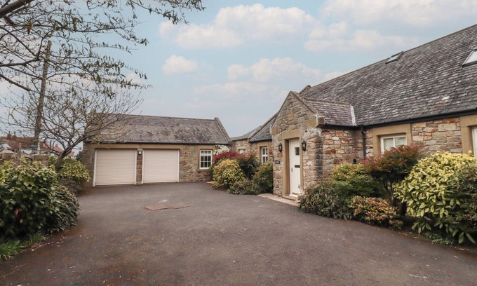 Bamburgh Cottage | THE WYND, family friendly, country holiday cottage in Bamburgh