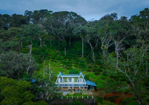 Udumbanchola House | The Yela Munnar by VOYE HOMES , Nestled in Cardamom Plantation