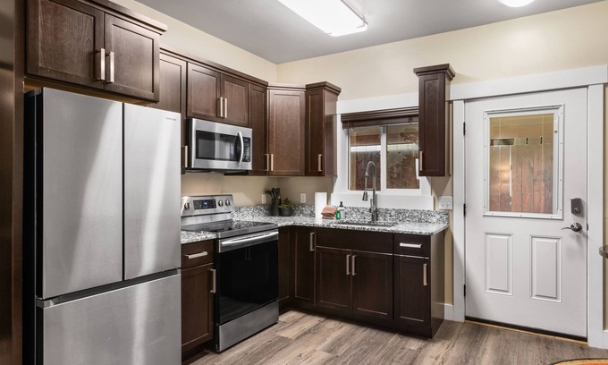 West Yellowstone Apartment | The Yellowstone Hideaway Unit C