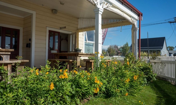 Kumara Hotel | Theatre Royal Hotel Kumara