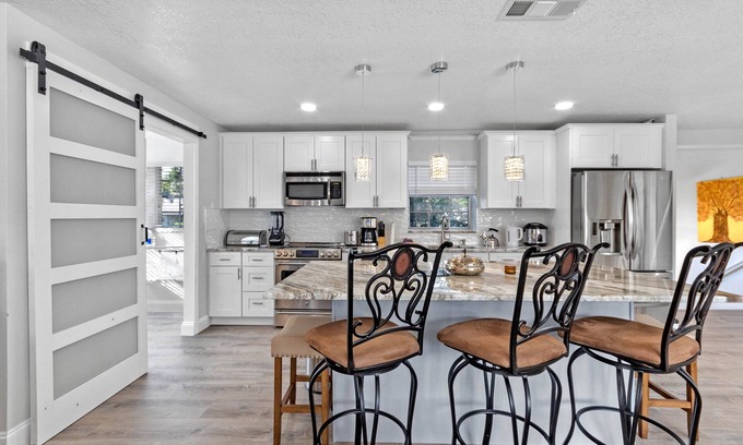 Doctor Phillips House | Theme Park Retreat, 4BR near Universal Studios