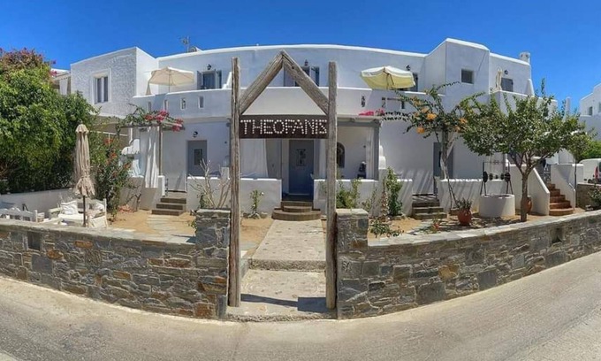 Agia Anna Resort | THEOFANIS STUDIOS