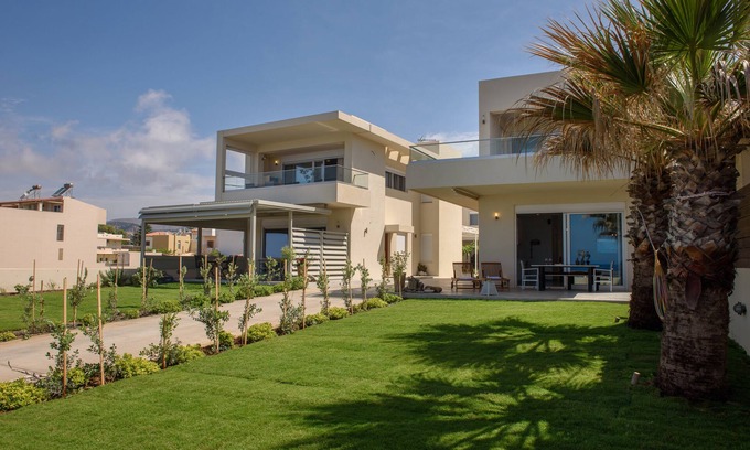 Kokinos Pirgos Villa | Thetis Red Tower Suite