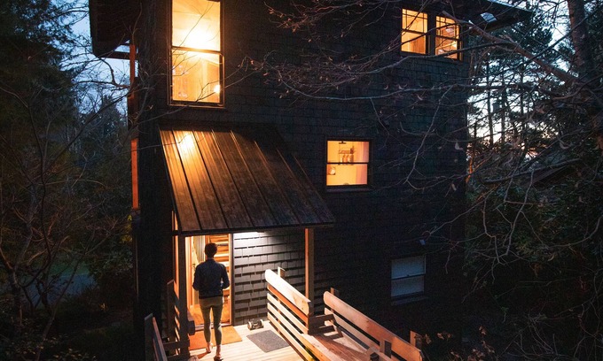 Neahkahnie Beach House | They Architect's Retreat by Oregon Coast Modern @ Neahkahnie Beach