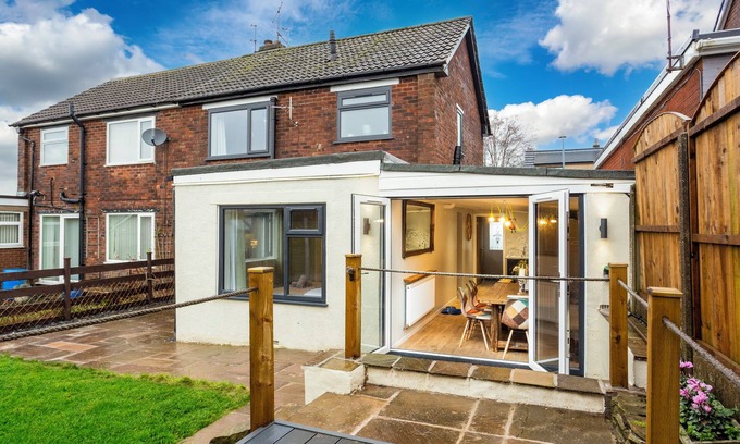 Worsthorne House | Thieveley Pike View - Worsthorne