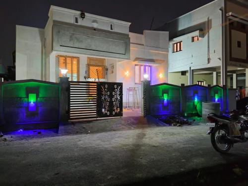 Karaikal Villa | Thirunallar Ganesha's HomeStay