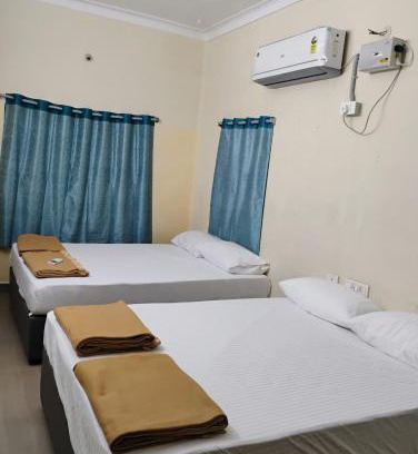 Tiruchirappalli House | Thiruveesar SVK Homestay