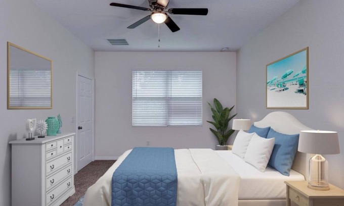 Orange City House | This 3 bedroom, 2 bath home in Orange City offers both comfort and convenience.