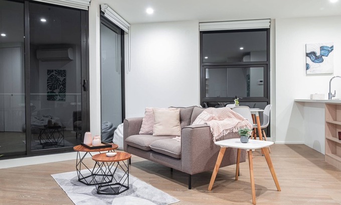 Maribyrnong Apartment | This apartment is a 1 bedroom(s), 1 bathrooms, located in Maribyrnong, VIC.