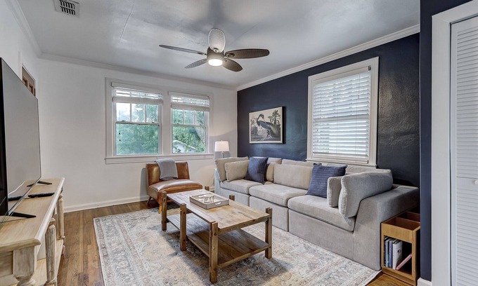 Riverside Apartment | This apartment is a 1 bedroom(s), 1 bathrooms, located in Jacksonville, FL.
