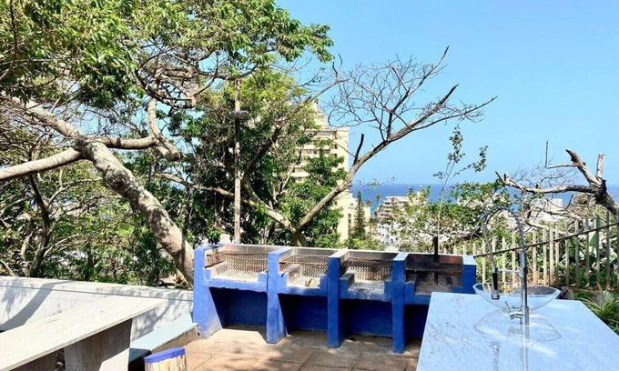 Umhlali Apartment | This apartment is a 3 bedroom(s), 2 bathrooms, located in Dolphin Coast, KwaZulu-Natal.